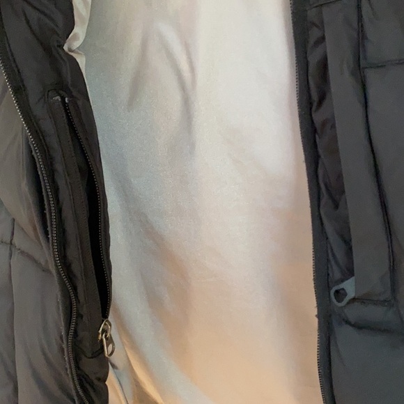 GAP | puffy vest - Picture 4 of 13